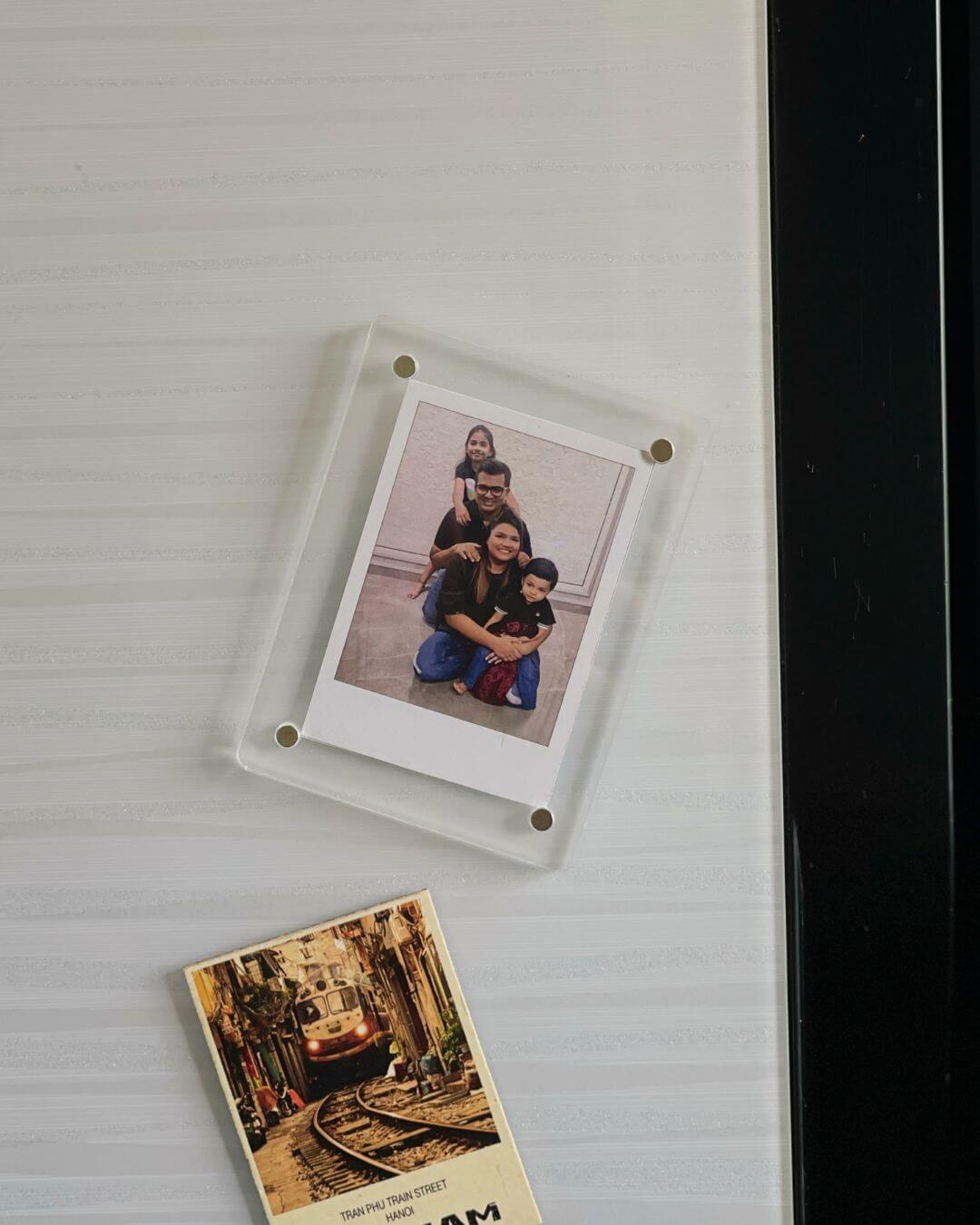 FridgeFrame – Acrylic Photo Magnet