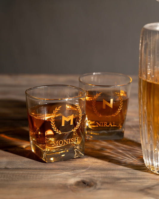 Personalized whisky glass (set of 2): engraved 'M' and MONISH